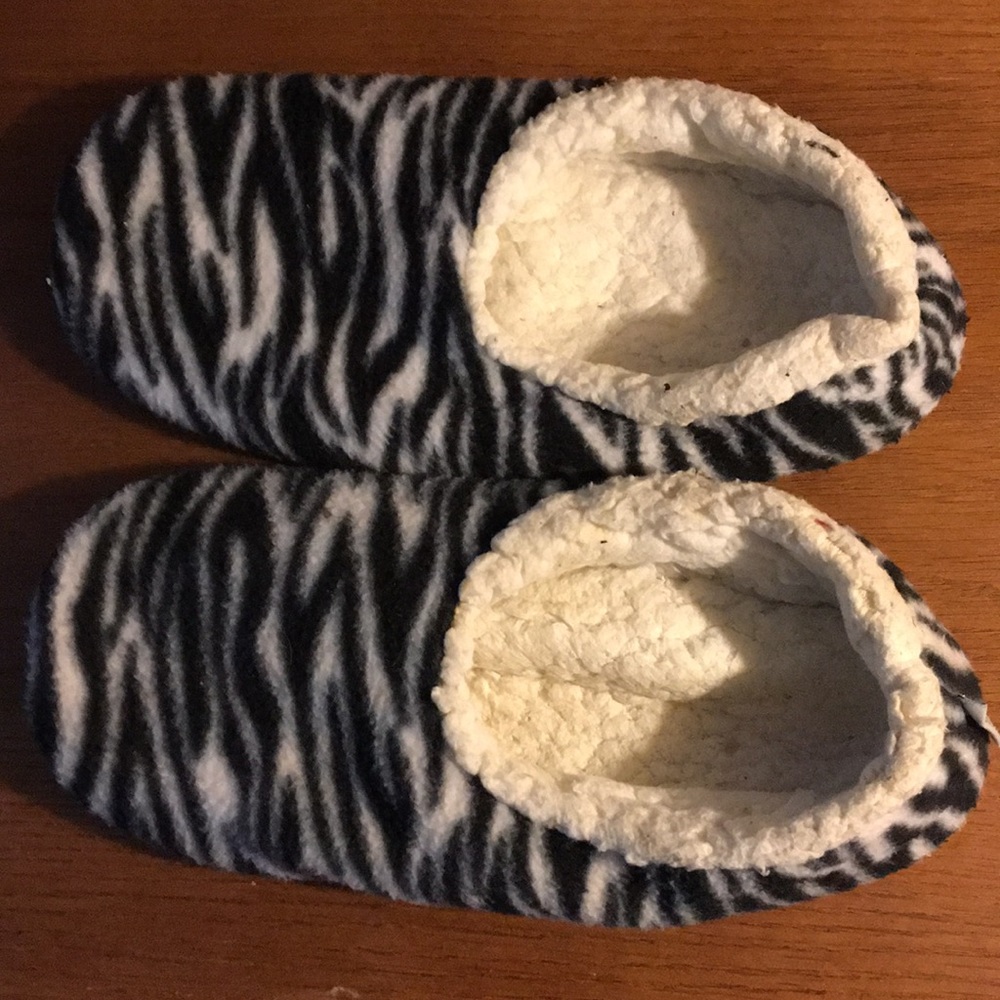 Snootiest Slippers Zebra Size XL
